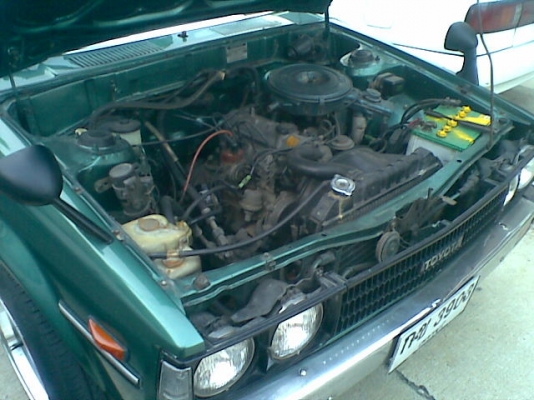 ขายรถ TOYOTA KE70  DX สีเขียว 4ประตู เครือง 4K ล้อแม็กขอบ 15 XXR กว้าง8นิ้ว สีแดง