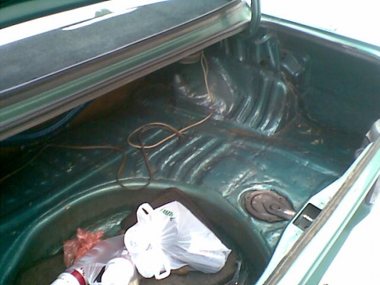 ขายรถ TOYOTA KE70  DX สีเขียว 4ประตู เครือง 4K ล้อแม็กขอบ 15 XXR กว้าง8นิ้ว สีแดง