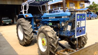 ขายรถไถ ฟอร์ด 6610 แท้ตัวเต็ม เสื้อลาย รถไม่เคยทำสี รถออกห้างรังสิต เดิม เอกสานเล่มทะเบียน พร้อมโอน -ขับเครื่อง 4 ล้อ