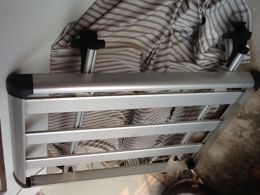 ขาย rack หลังคา