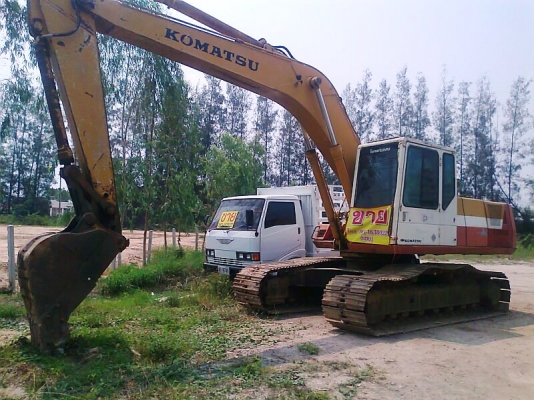 ขาย..รถขุด KOMATSU PC200-5 รถสวย มีทะเบียน