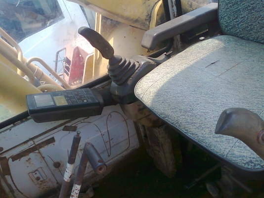 ขาย..รถขุด KOMATSU PC200-5 รถสวย มีทะเบียน