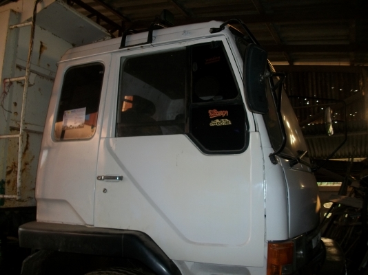 สิบล้อ FUSO TD ตาเหลี่ยม เบรคใหญ่เพลาบุ๋ม กระบะดั๊ม KAC 10 เกียร์