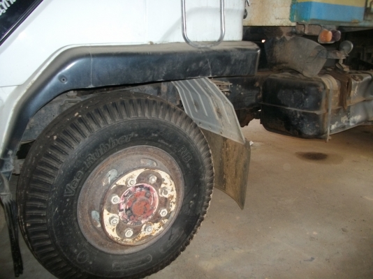 สิบล้อ FUSO TD ตาเหลี่ยม เบรคใหญ่เพลาบุ๋ม กระบะดั๊ม KAC 10 เกียร์