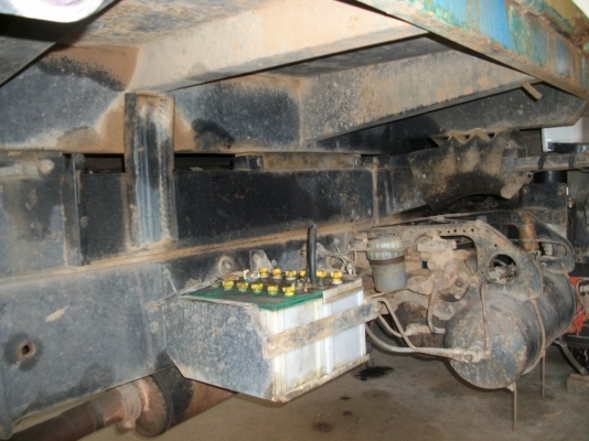 สิบล้อ FUSO TD ตาเหลี่ยม เบรคใหญ่เพลาบุ๋ม กระบะดั๊ม KAC 10 เกียร์