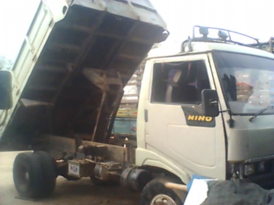 HINO ดั๊ม 120 แรง สีขาว เครื่องดี ครัชชีดี HINO ดั๊ม 120 แรง สีขาว เครื่องดี ครัชชีดี