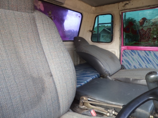 เพื่อนฝากขายรถ6ล้อฮีโน่ดั้ม ตกแต่งเต็มสูตร.. สภาสวยๆๆพร้อมใช้งานคับ(เจ้าของรถไปรับใช้ชาติคับ)