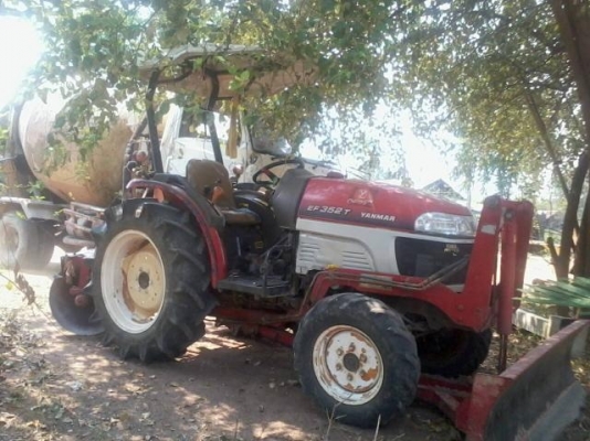 YANMAR EF 352T - 35 แรง 2 เพลา ทำงาน 2,000 ชม. อุปกรณ์มีให้พร้อม มีใบมีดดันหน้า ผานพรวนดิน 5 สภาพดีสวยจัดทั้งคัน เครื่องแห้งแรงดี ระบบไฮดรอลิกส์ไม่มีแตกไม่มีเยิ้ม แรงเร็วดีทำงานดี ช่วงล่างแน่น ยางสภาพดีหน้าหลังประมาณ 70\% เอกสารเล่มทะเบียนครบพร้อมโอน ราคาต YANMAR EF 352T - 35 แรง 2 เพลา ทำงาน 2,000 ชม. อุปกรณ์มีให้พร้อม มีใบมีดดันหน้า ผานพรวนดิน 5 สภาพดีสวยจัดทั้งคัน เครื่องแห้งแรงดี ระบบไฮดรอลิกส์ไม่มีแตกไม่มีเยิ้ม แรงเร็วดีทำงานดี ช่วงล่างแน่น ยางสภาพดีหน้าหลังประมาณ 70\% เอกสารเล่มทะเบียนครบพร้อมโอน ราคาต