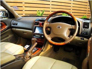 NISSAN CEFIRO A33 2.0 EXECUTIVE V6