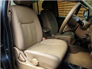 NISSAN NAVARA 2.5 SE 4DRS CALIBRE