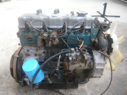 ขายเครื่องยนต์ดีเซล Nissan Sd25 2500cc