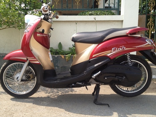 ขายfinoสีเเดงน้ำตาล ปี2555