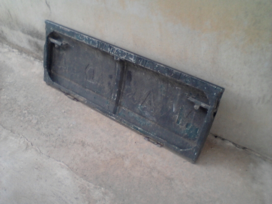 ฝาท้าย มาสด้า 1000 ฝาท้าย มาสด้า 1000