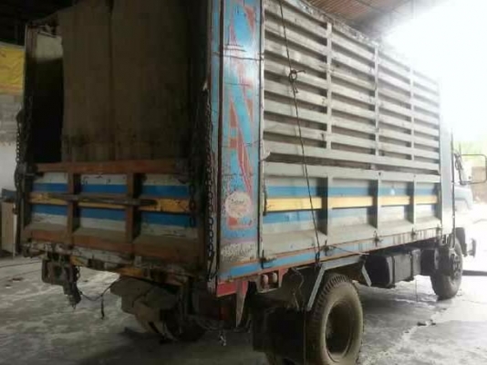 ISUZU NPR 115 HP 4BD1 ปี 34 หกล้อดั๊มพ์ กระบะดั๊มพ์เหล็กคอกสูงเกษตร 4 ตันสภาพอย่างสวย เครื่องแห้งแรงดี ภายในเก๋งหัวบางเดิม คอนโซลสวยครบ ช่วงล่างคัชซีไม่มีดาม เฟืองท้ายใหญ่ติด F แล้ว ยาง 8.25 ขอบ 16 เอกสารทะเบียนภาษีเต็มครบไม่มีขาดพร้อมโอน ราคาต่อรองได้ครั