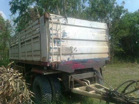 ISUZU DECA FXZ 320 HP MAXLOAD EURO2 ปี 49 รถพ่วงแม่+ลูก กระบะดั๊มพ์เหล็ก 12 ตันทั้งแม่ทั้งลูกสวย ลูก 2 คานดั๊มพ์ เครื่องแน่นแรงดี หัวเก๋งสีบางเดิมๆภายในเก๋งสวยครบพร้อม แอร์ พ.เพาเวอร์ ก.ไฟฟ้า เบรคทริ๊ปฟี้ครบครัน ช่วงล่างคัชซีสวยทั้งแม่ลูก ยางสภาพดีโดยรวมป