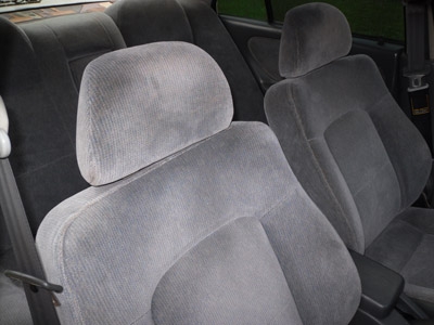 ขาย E Car สีขาว สภาพสวยๆ พร้อมโอน ขับต่อได้เลย