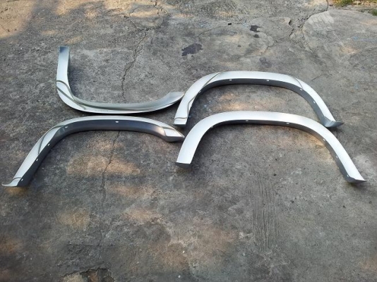 คิ้วล้อ Toyota / Isuzu / Mitsu งานสวยอย่างหนา