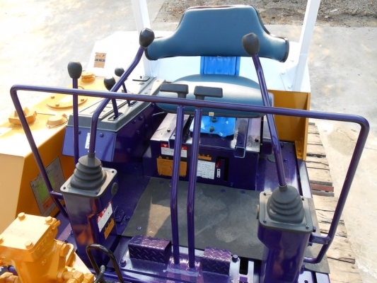 ขายรถขุด KOMUTSU PC20-5 เก่านอกปรับสภาพแล้วพร้อมใช้งาน