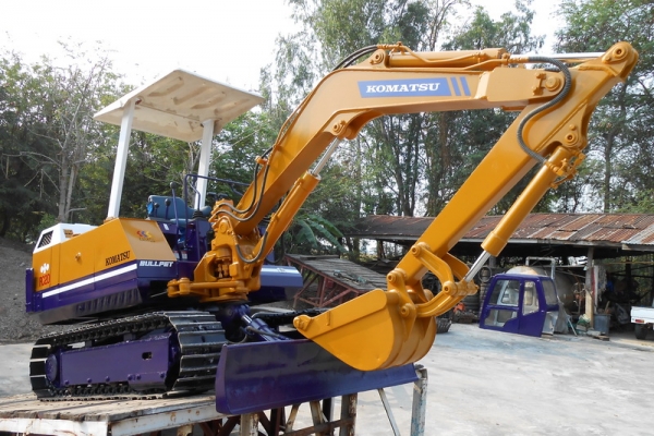 ขายรถขุด KOMUTSU PC20-5 เก่านอกปรับสภาพแล้วพร้อมใช้งาน
