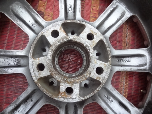 ขายล้อแม็ก Benz W126 ขายล้อแม็ก Benz W126