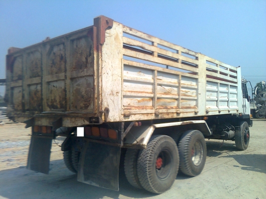 MITSUBISHI FN527M-TF 5xxx 220 แรงม้า 2 เพลา ดัมพ์