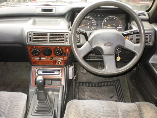 ขายMITSUBISHI GALANT GLSI2.0{M} รถพร้อมใช้งาน