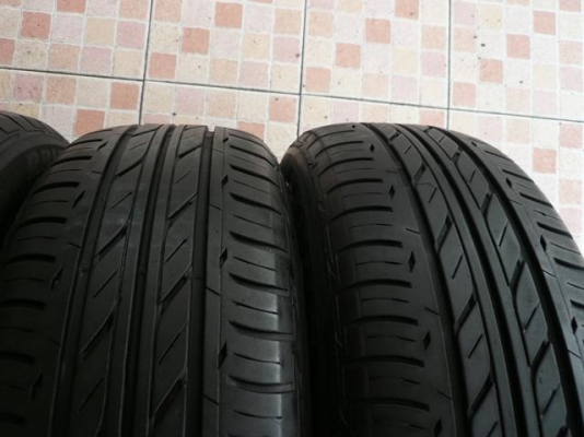 ขายยาง BRIDGESTONE ECOPIA----215-60-16----ปี11 สวยๆ 1ชุด