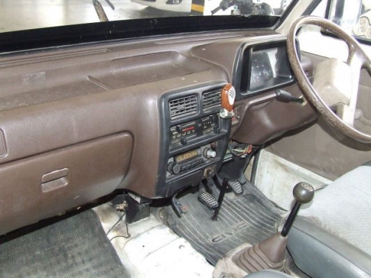 ด่วนๆ กะป๊อDaihatsu s200 กระบะเปิด3ด้านพร้อมๆ 660cc.5เกียร์ lpg แอร์