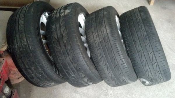 แม็กขอบ 15 ขนาด 4 รู 100/114 พร้อมยางบริดสโตน