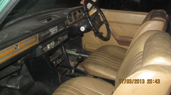 เปอร์โย 504 เก่าเก็บ