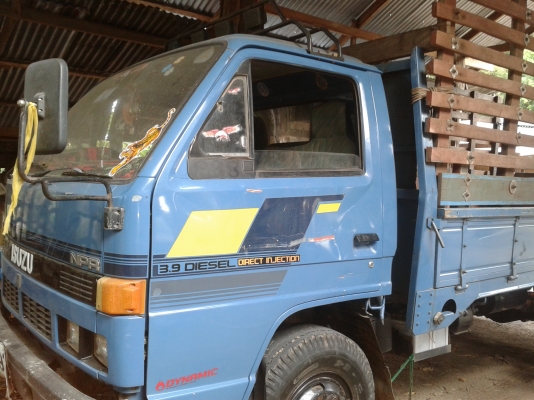 ขาย 6 ล้อ ISUZU NPR 115 รถห้างแท้ตัวแรก เครื่องดี คัซซีสวยมากตลอดเส้น