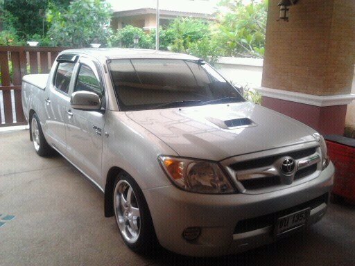 ขาย vigo 4 ประตู ปี 2007 สี่บรอนซ์เงิน ตัว E