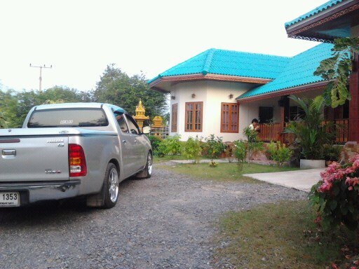 ขาย vigo 4 ประตู ปี 2007 สี่บรอนซ์เงิน ตัว E