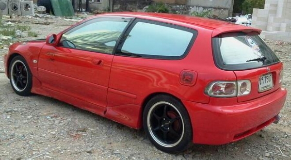 หลุดจองขายตัดด่วน..3ประตู(M/T)กระจกไฟฟ้าชุดแต่งรอบคันภายในกำมะหยี่แม็กญี่ปุ่น16"แอร์หนาวภาษีเต็ม