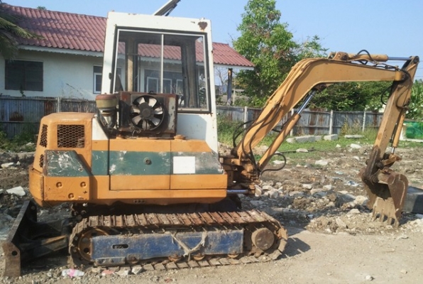 KOMATSU  PC30-6