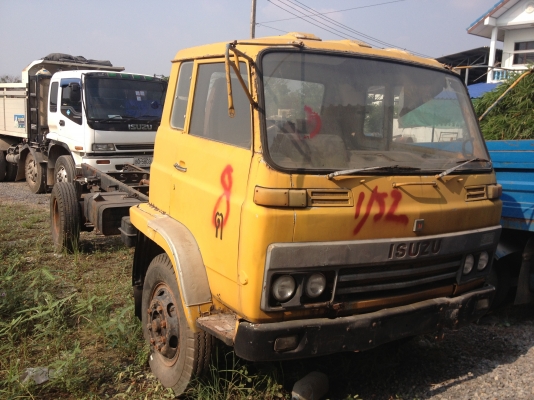 ขาย รถ 6 ล้อ อีซูซุ JCR 165 แรงม้า