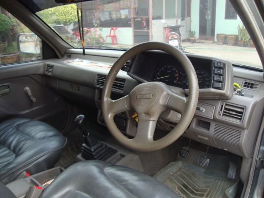 ขาย ISUZU CAMEO