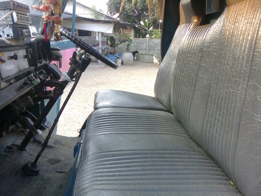 ขายหกล้อโดยสาร รุ่น nissan caball