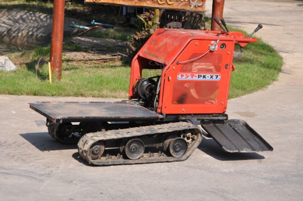 ขายรถบรรทุกตีนตะขาบYANMAR PK-X7 มีเกียร์อเนคประสงค์ 19,500บาทเท่านั้น!!