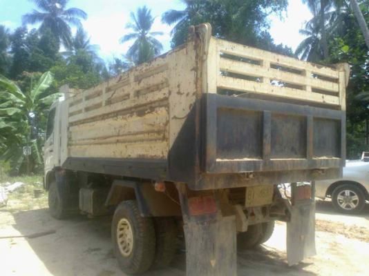 6 ล้อดั้ม HINO  ปี 49 เครื่อง 170 แรง ออกห้างมือเดียว