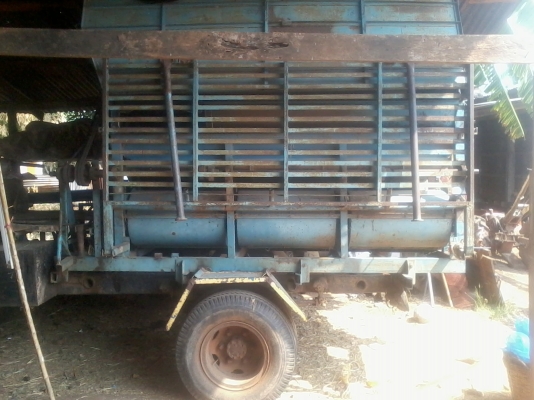 ขายรถนวดข้าว จัมโบ้9999 เครื่องแดง eh 700 165 แรง