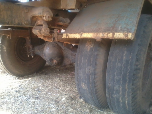 ขายรถนวดข้าว จัมโบ้9999 เครื่องแดง eh 700 165 แรง