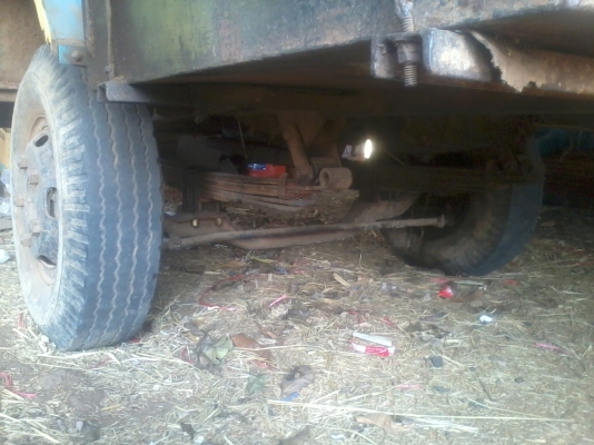 ขายรถนวดข้าว จัมโบ้9999 เครื่องแดง eh 700 165 แรง