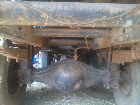 ขายรถนวดข้าว จัมโบ้9999 เครื่องแดง eh 700 165 แรง