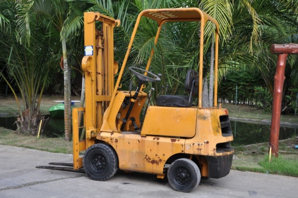 ขาย FORKLIFT TOYOTA1ตัน สภาพสวยเดิมจากญี่ปุ่น ขาย59,000บาท