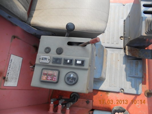 ขาย รถแบคโฮ PC 30