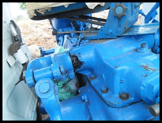 รถไถฟอร์ด 77 สภาพดี น่าใช้ รถไถฟอร์ด 77 สภาพดี น่าใช้