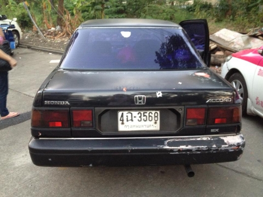 ขายรถมือสอง honda accord ปี 88 สีดำ