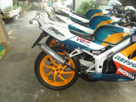 เอ็น เอส อาร์ โปร อามร์ 150 SP ขายด่วน สวยมาก มี 4 คัน 4 ราคา ต่อรองราคาได้ ครับ กทม