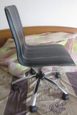 ขายเก้าอี้ office หนังแท้ ระบบโช้คอัพ ส่งตรงมาจาก Japan แข็งแรง ทนทาน